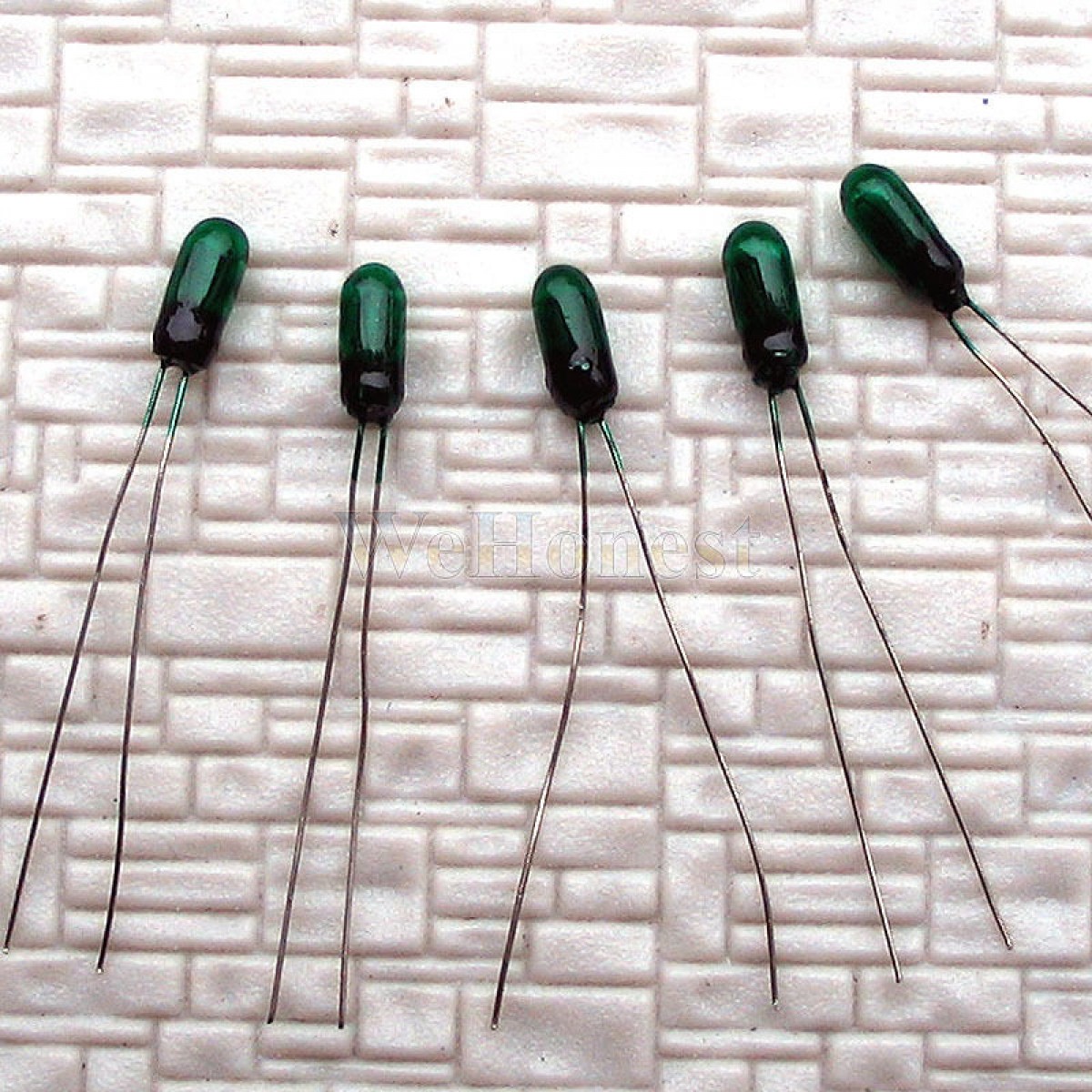 20 x Green 3mm 12V 80mA Grain of Wheat Bulbs Long Life